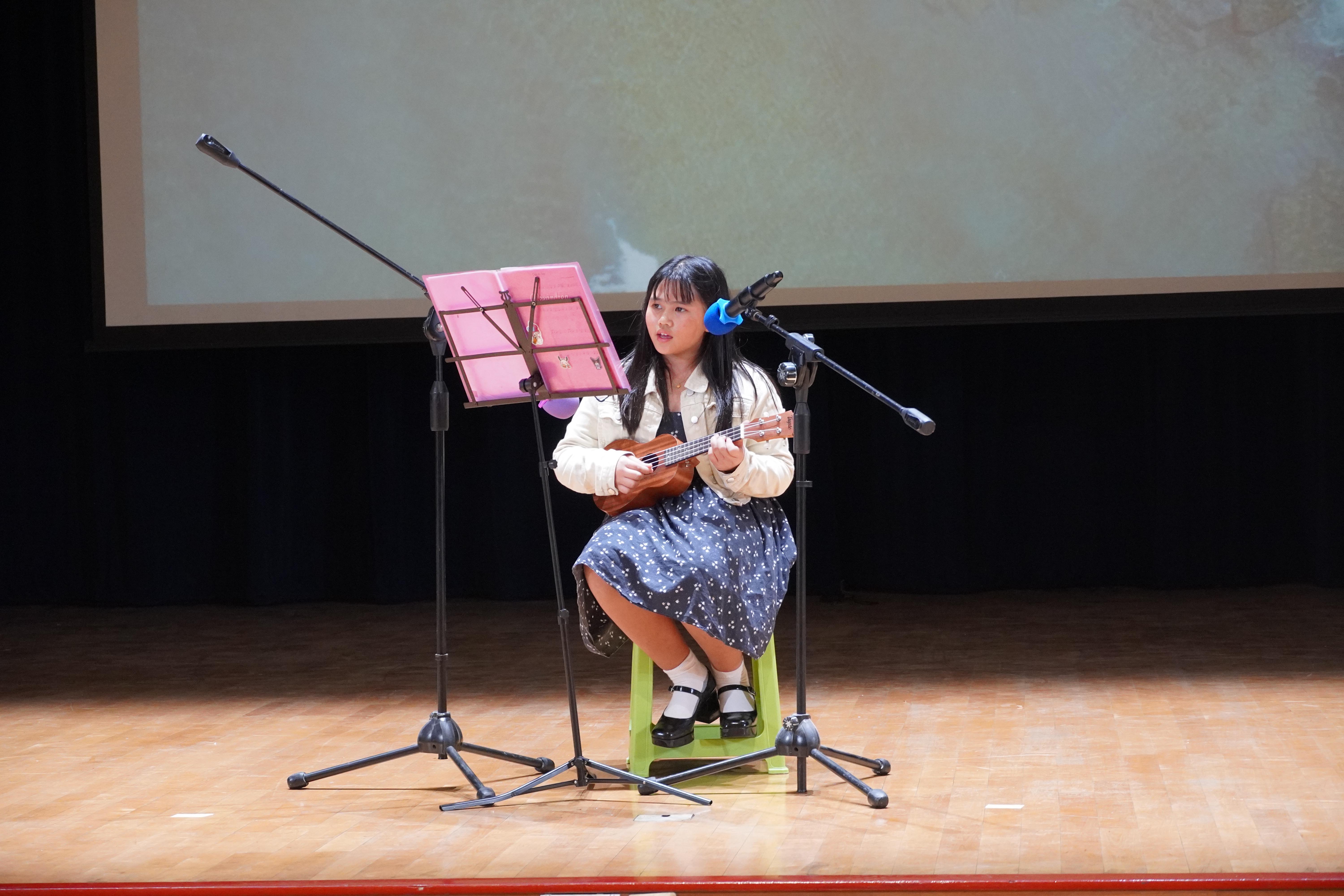 Strumming her way into the spotlight! Our student charmed the audience with her ukulele performance.